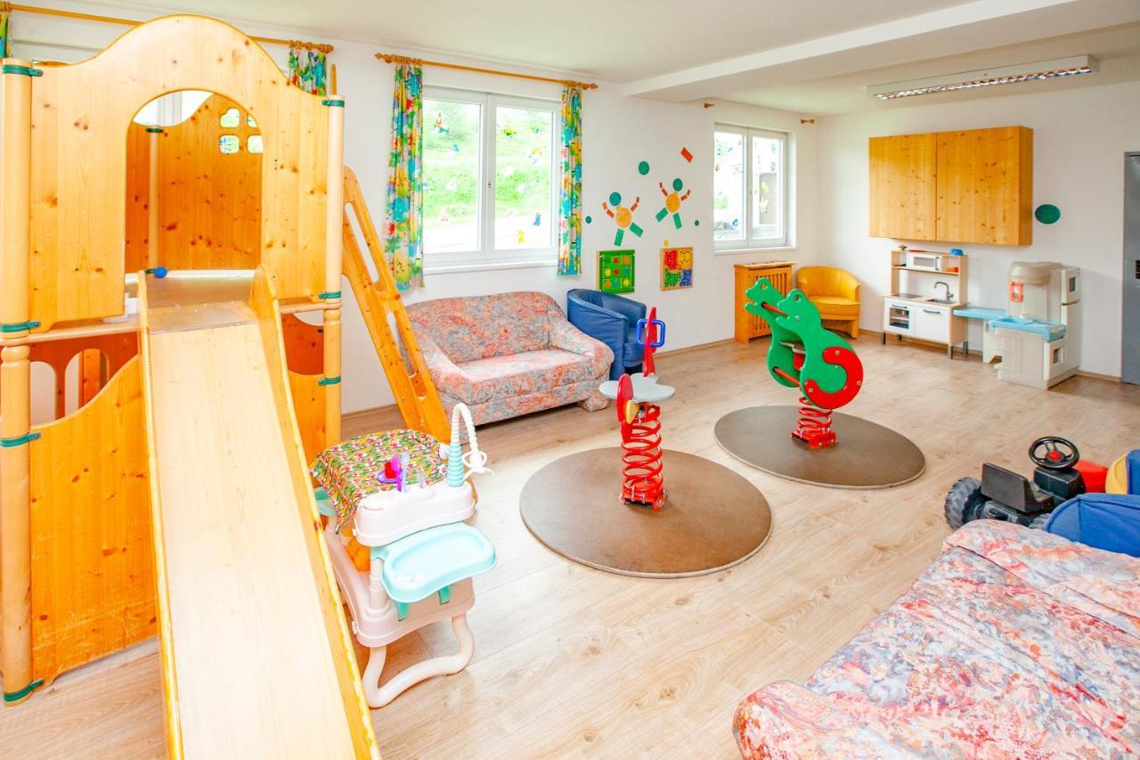 Kinderhotel Schneekonig Patergassen Luaran gambar